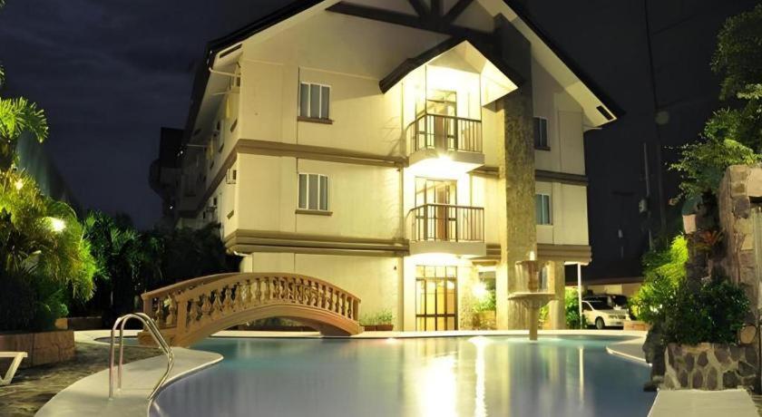 Chocolate And Berries Hotel Baliuag Εξωτερικό φωτογραφία